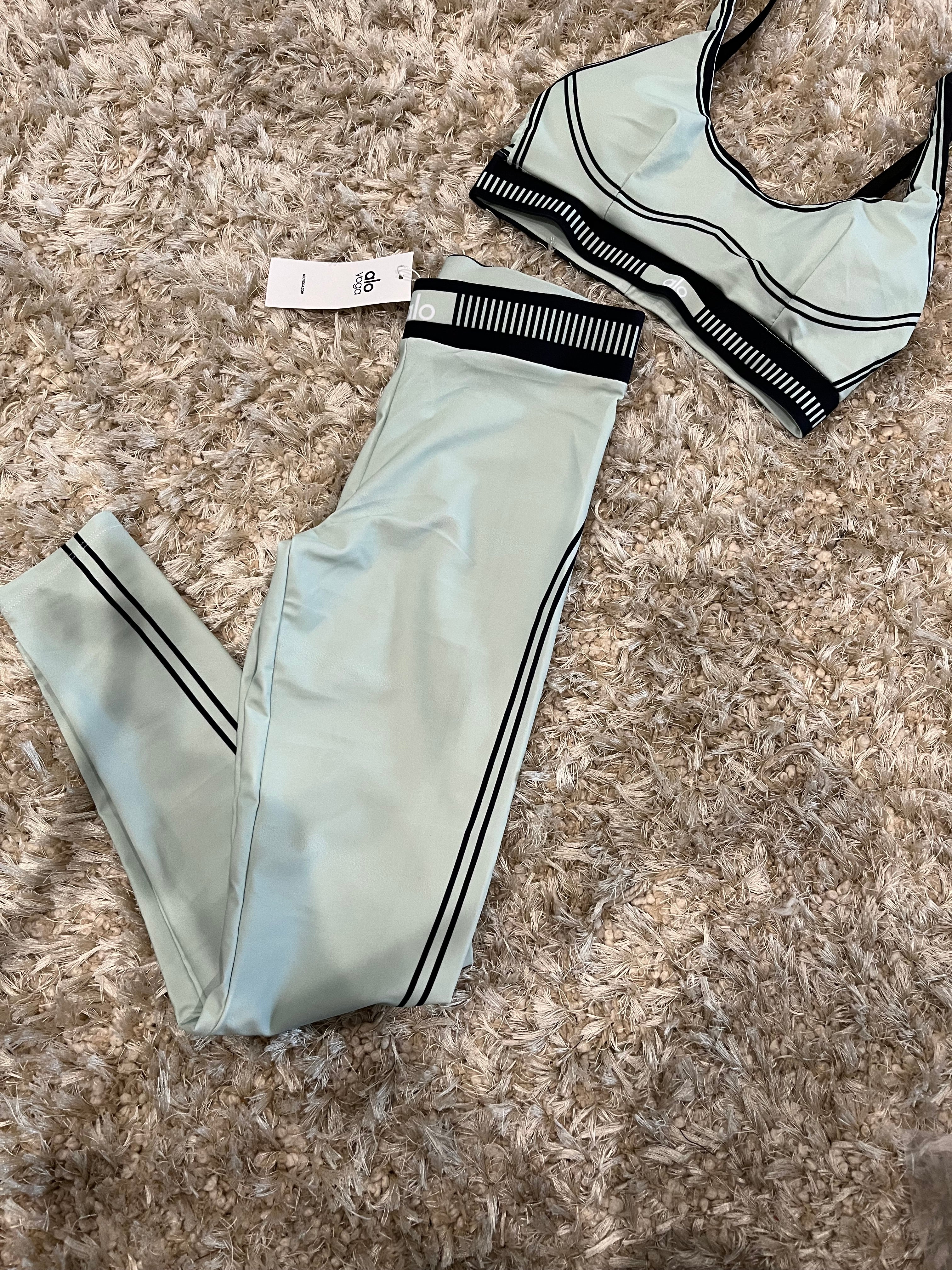 Mint Alo Set